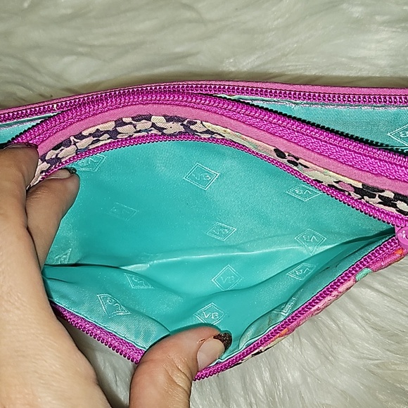Sold Vera Bradley w/RFID  long wallet - Picture 5 of 9